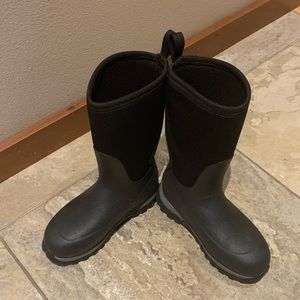 Boys Rugged Insulated Muck Boots